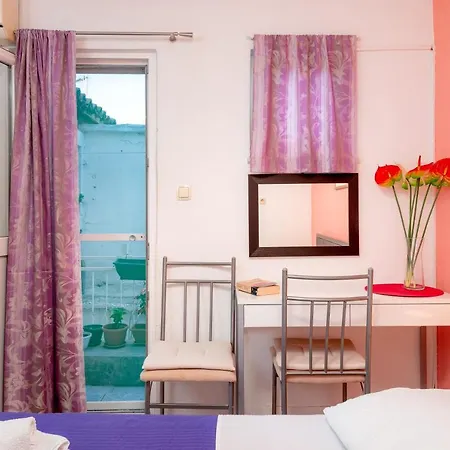 Πανσιόν Damira 3*