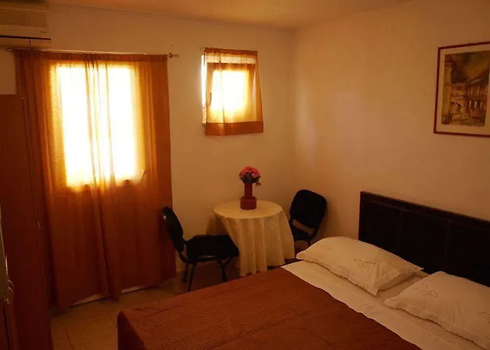 ゲストハウス ダミラ ルームス スプリト