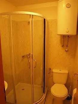 Damira 3* سبليت
