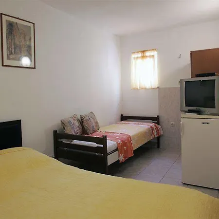 Damira 3* Σπλιτ