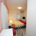 Damira 3*